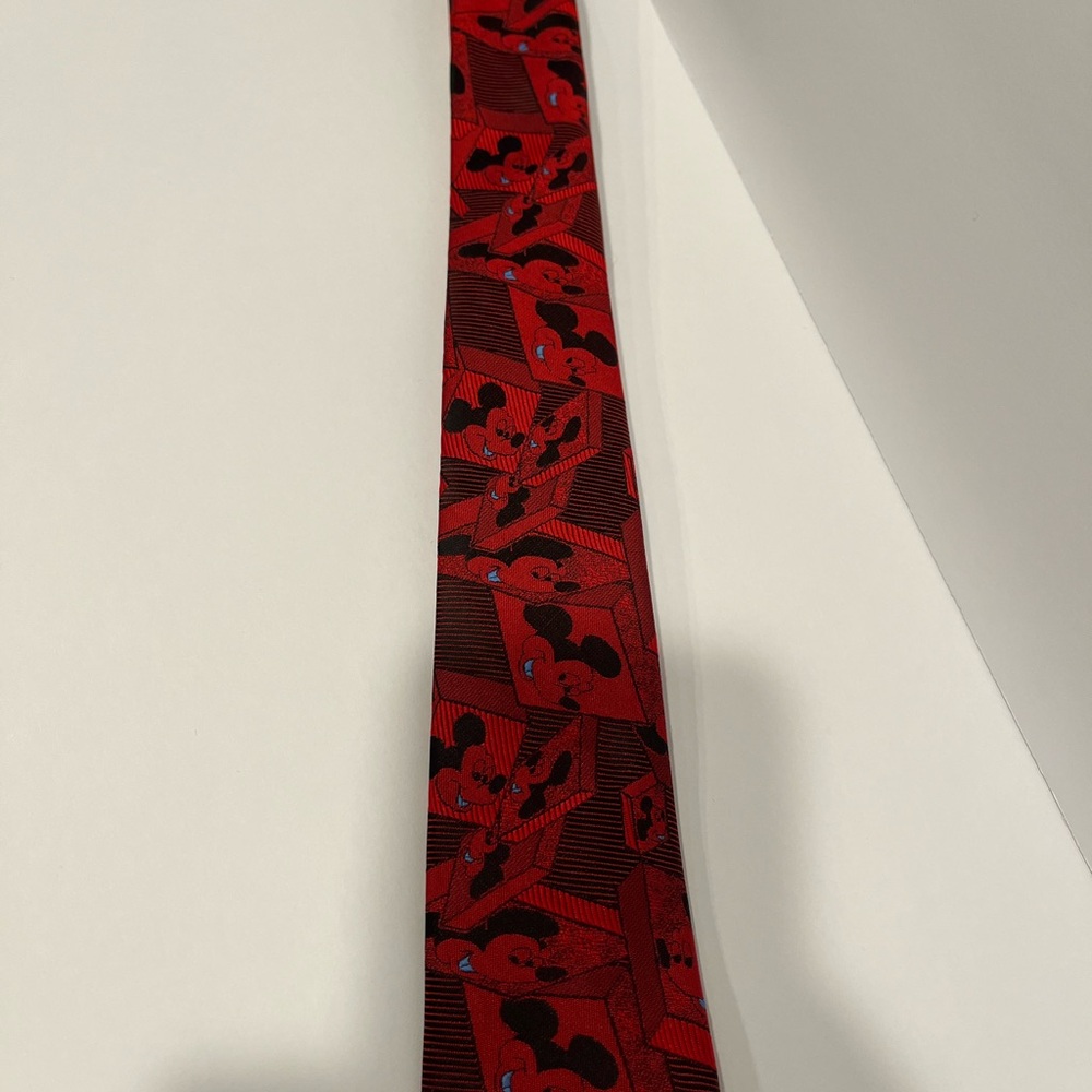 Mickey Mouse tie - Picture 7 of 7